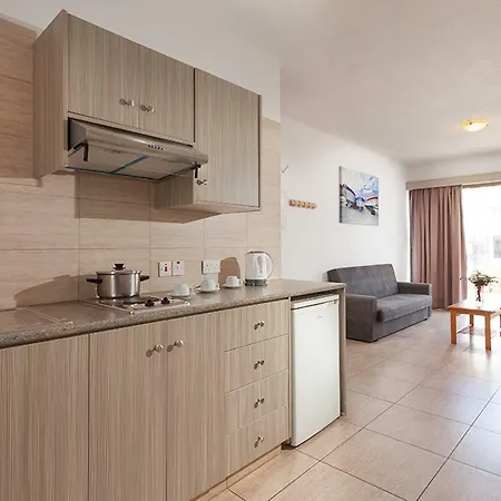 Hotel Penelope Pernera