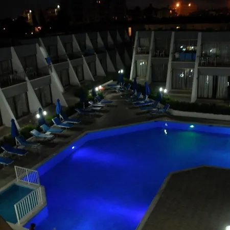 Penelope Hotel 3*